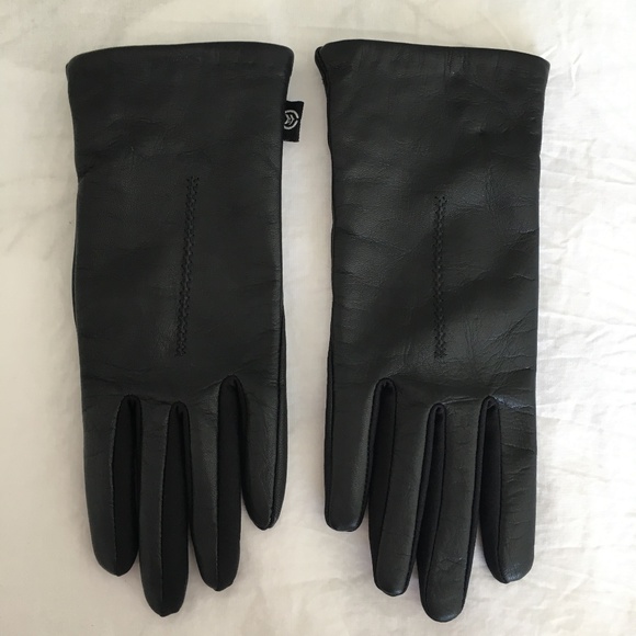 Isotoner black leather gloves - Picture 1 of 8
